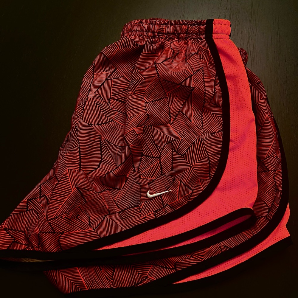 Nike Geometric Patterned Shorts